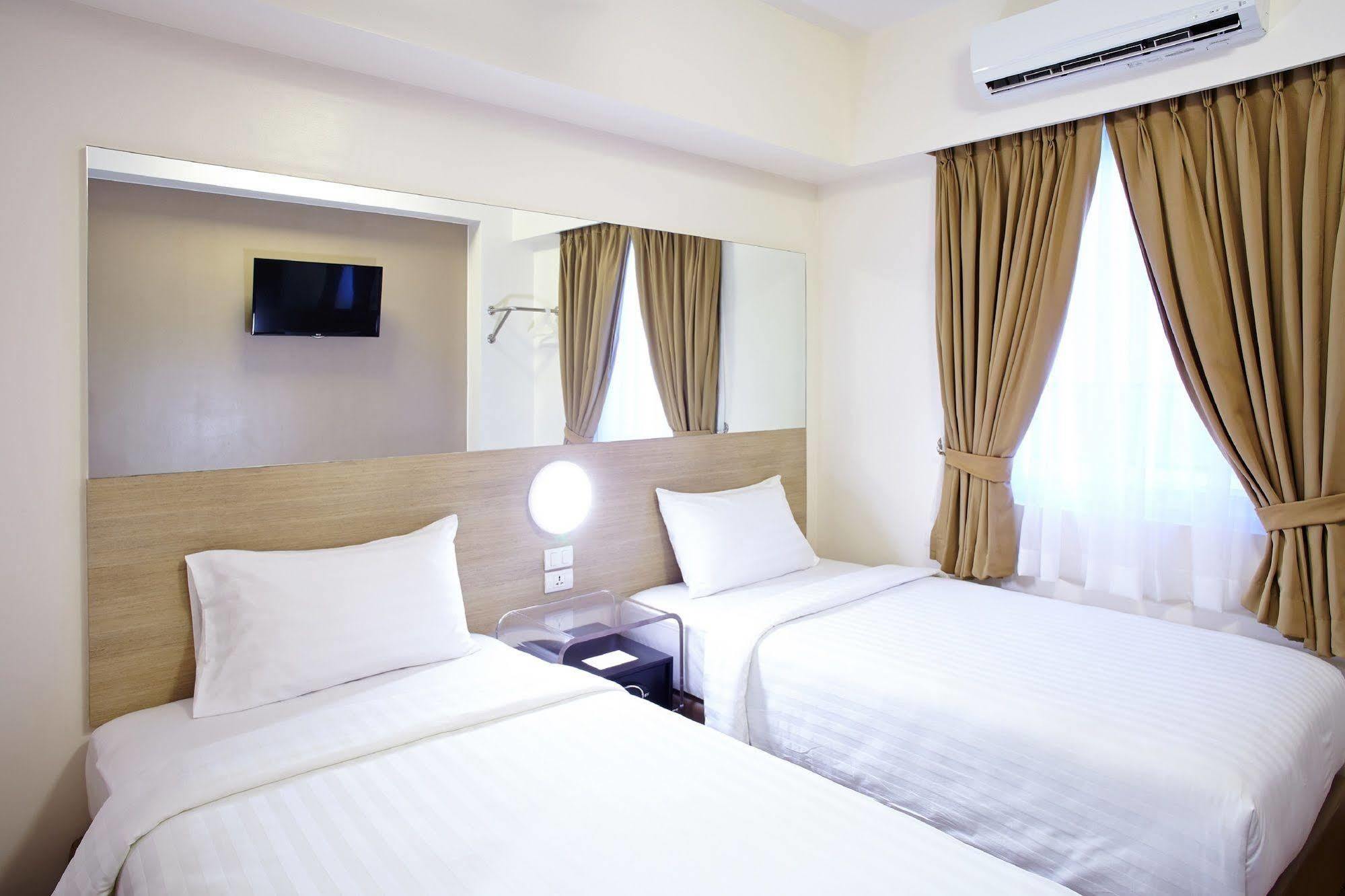 Red Planet Makati Avenue Manila Hotel Makati City Luaran gambar